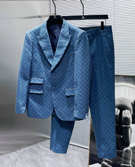 Gucci Suit Blue/Beige - Image 2